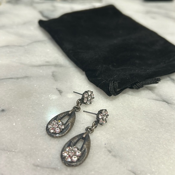 Dainty Antiqued Silver Crystal Drop Earrings-Boutique - Picture 4 of 13